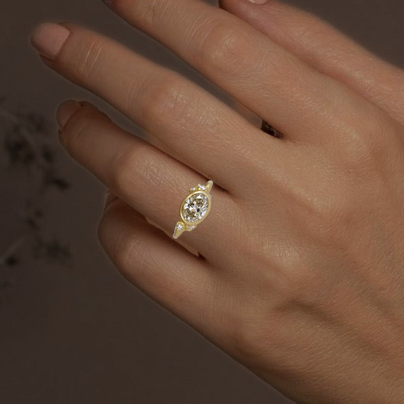 Oval Cluster Ring (East/West)
