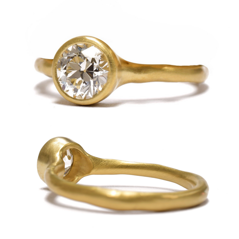 Organic Diamond Solitaire