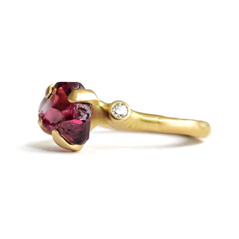 Rhodolite Garnet Rough Luxe Ring