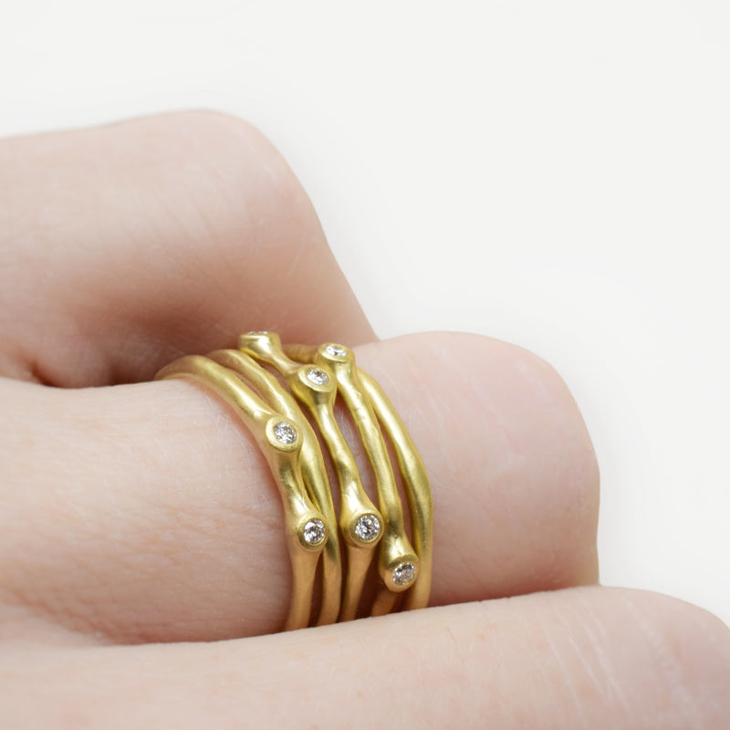 Single Petite Stacking Ring (With Diamonds)