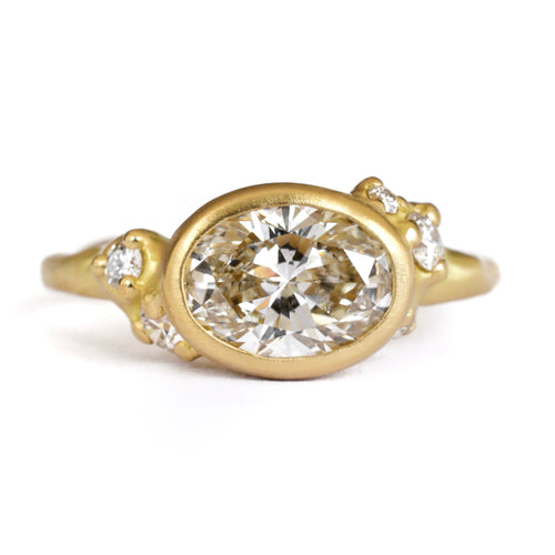 Oval Cluster Ring (East/West)