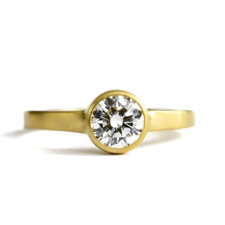 Ninos Studio Bespoke Engagement Rings - Square Band Solitaire